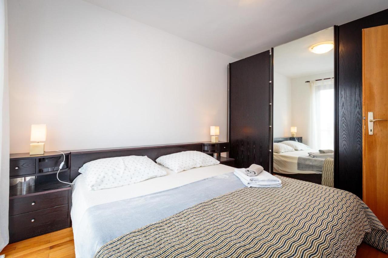 Holiday House Casa Maria Ровинь Экстерьер фото