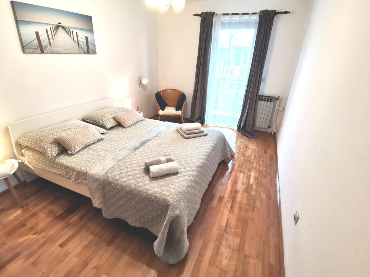 Holiday House Casa Maria Ровинь Экстерьер фото