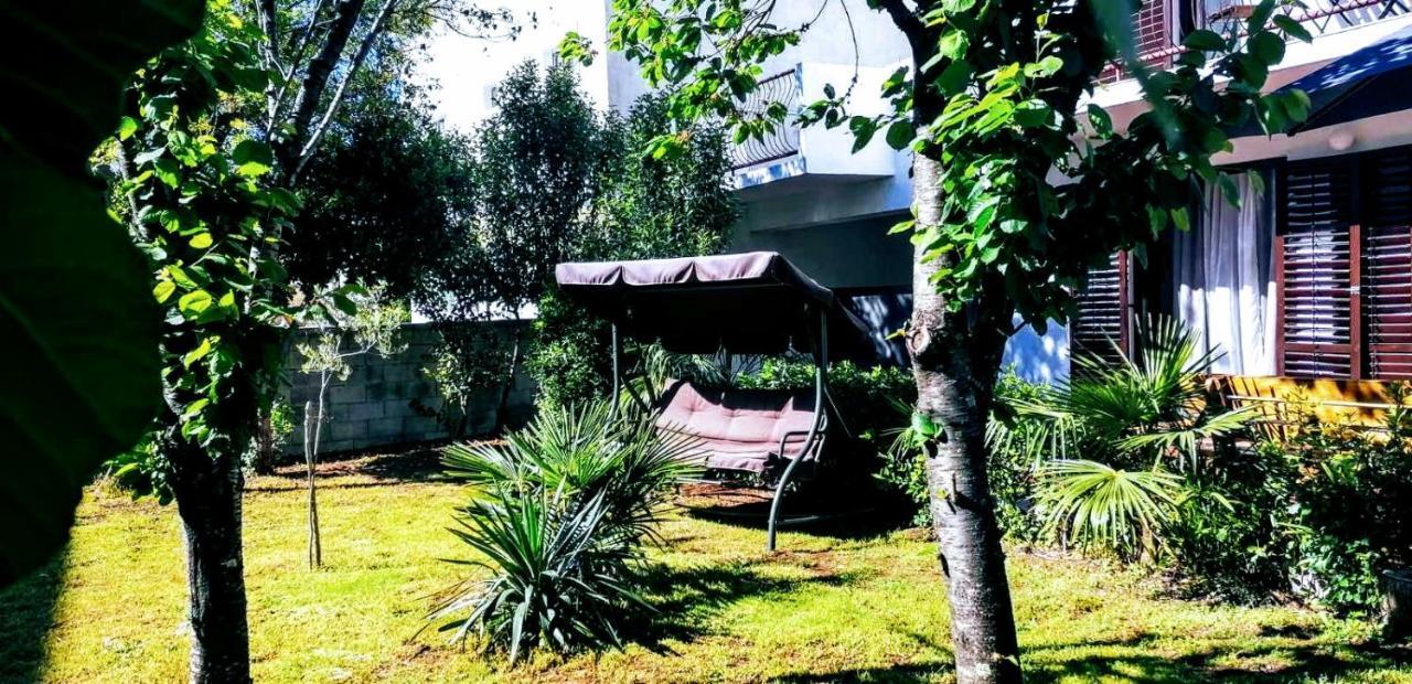 Holiday House Casa Maria Ровинь Экстерьер фото
